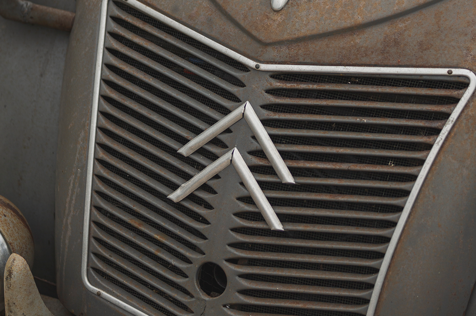 Classic & Sports Car – 1948’s game changers: Citroën 2CV