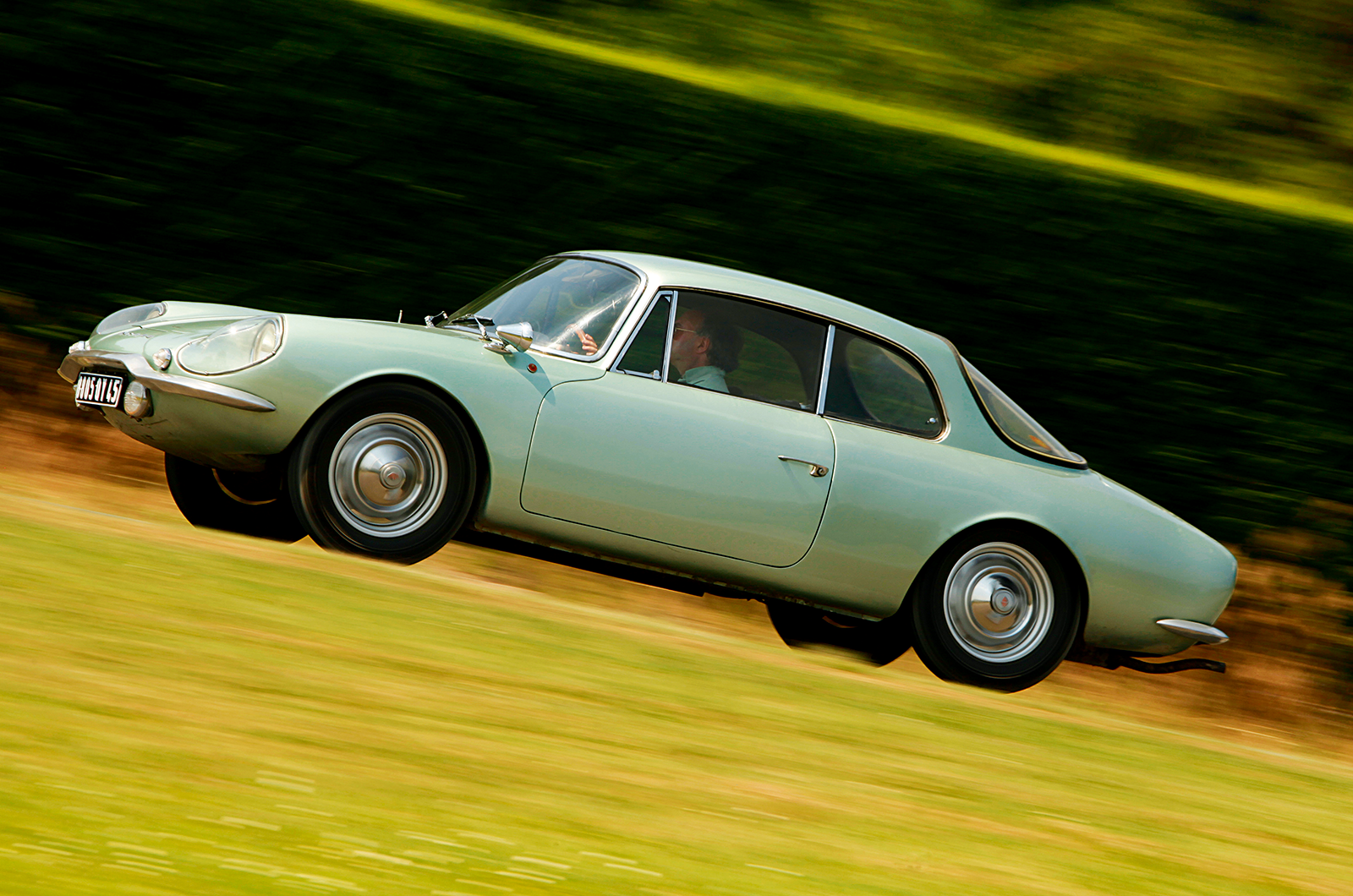 Classic & Sports Car – Alpine A110 GT4: from rally stage to the school gates