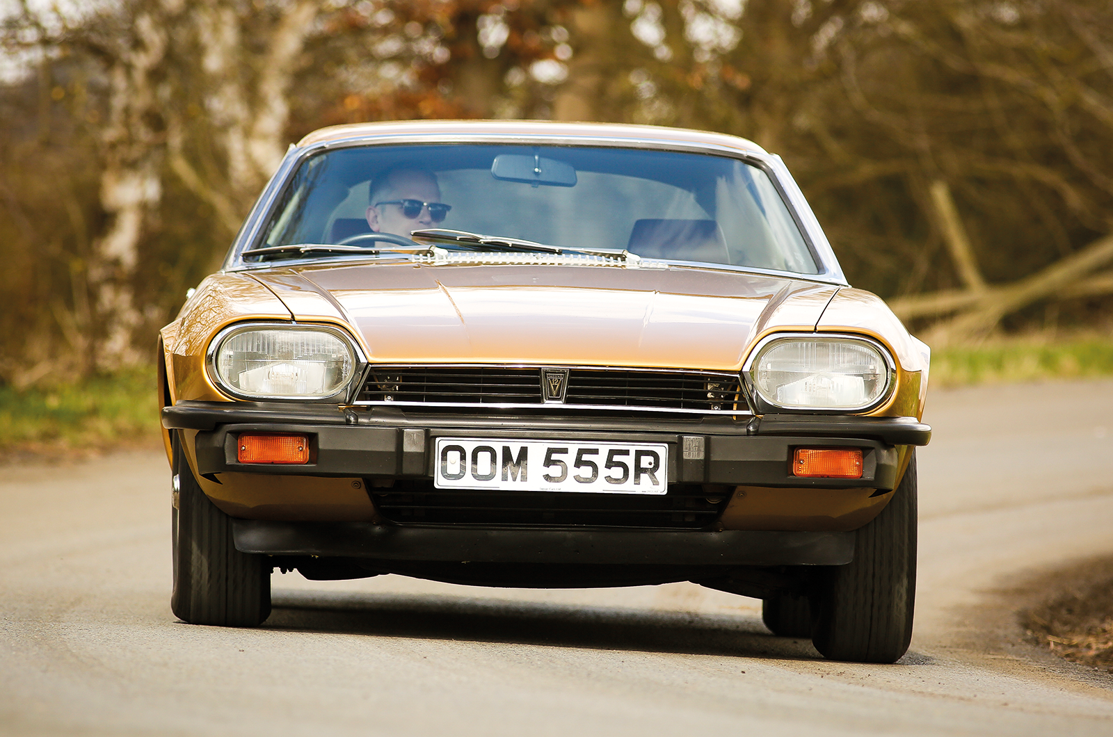 Classic & Sports Car – Jaguar XJ-S V12 vs XJS 6-litre: coming of age