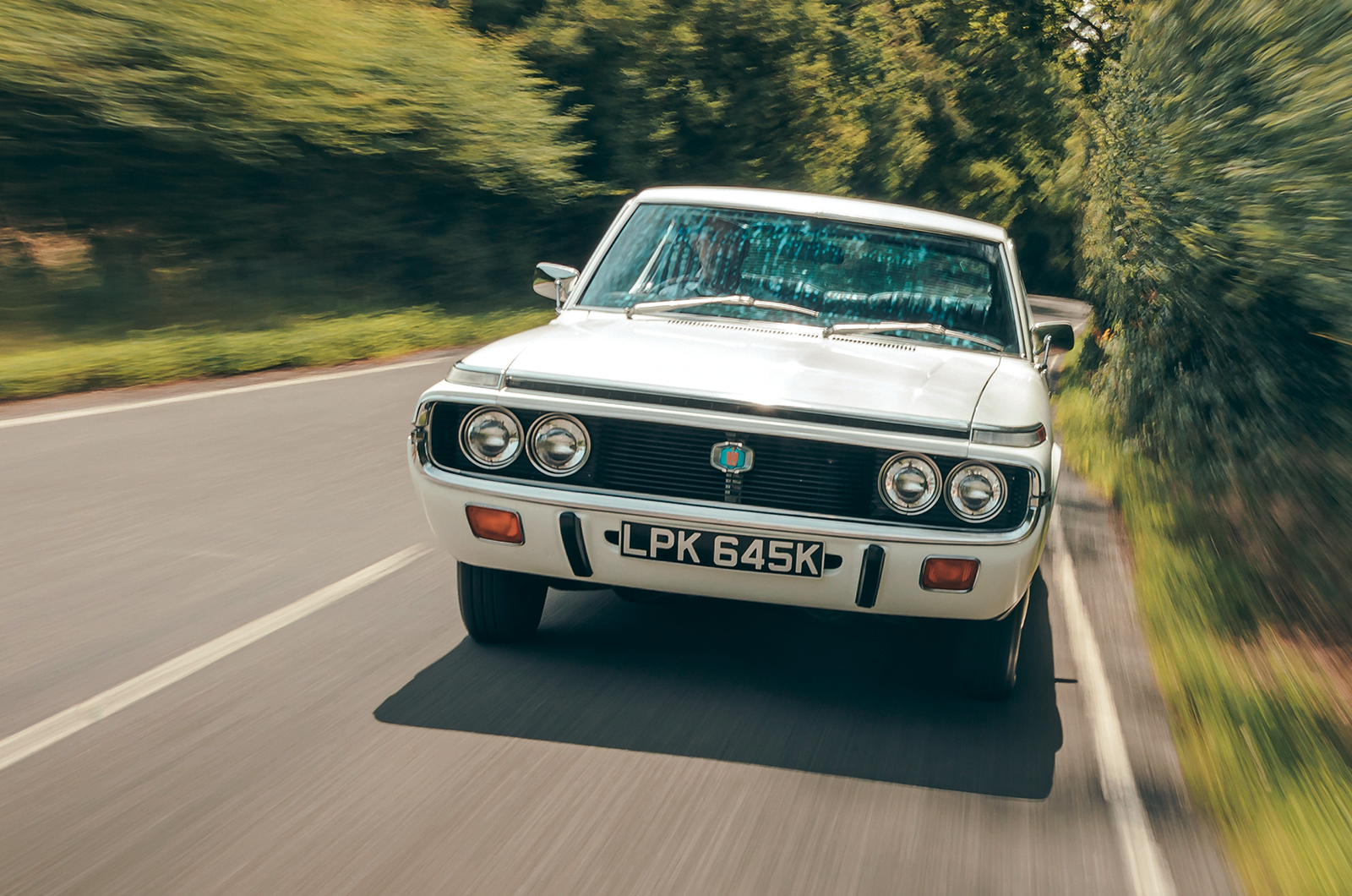 Classic & Sports Car – Toyota Crown: foreign affairs