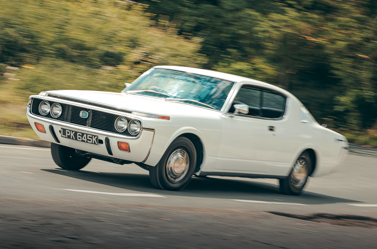 Classic & Sports Car – Toyota Crown: foreign affairs