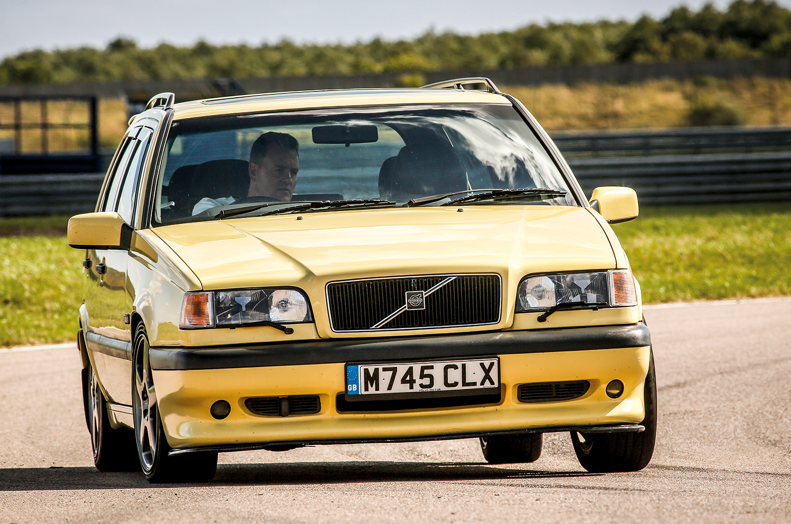Classic & Sports Car – Buyer’s guide: Audi RS2 Avant