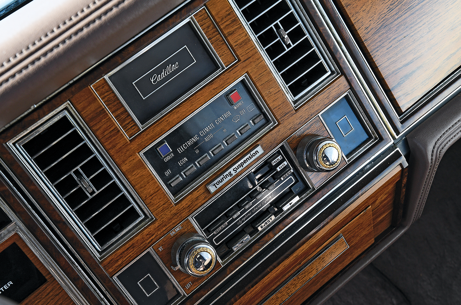 Classic & Sports Car – Cadillac Seville vs Mercedes-Benz 300D: transatlantic oil tankers