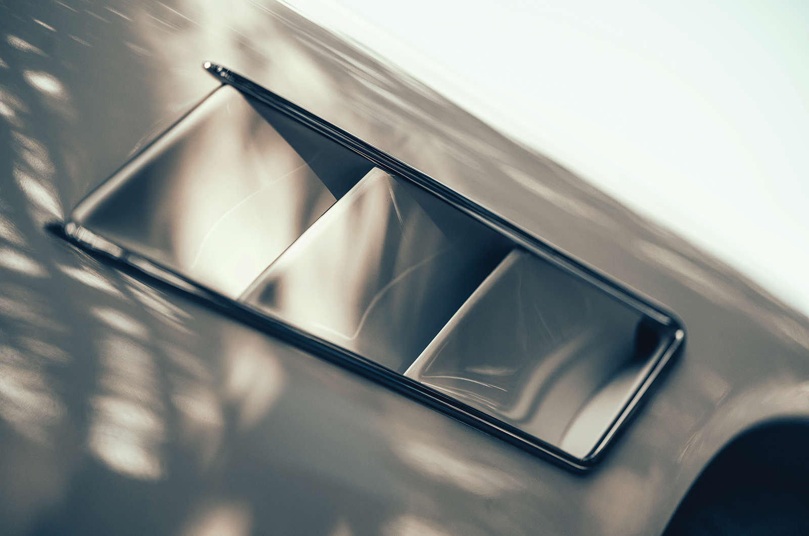 Classic & Sports Car – Ferrari 500 Superfast: the last temptation