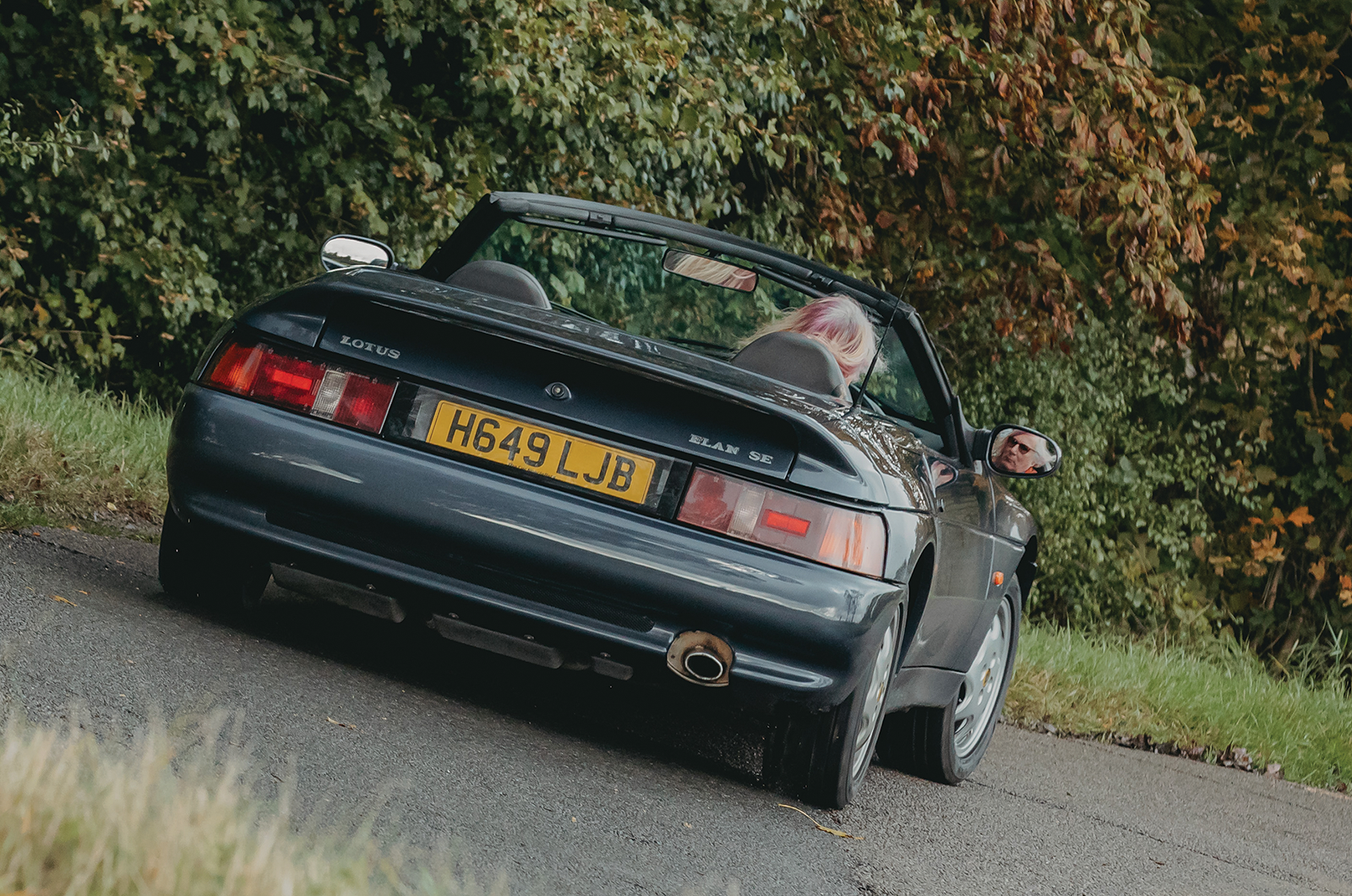 Classic & Sports Car – Lotus Elans vs Kia Elan: Hethel’s front-drive family