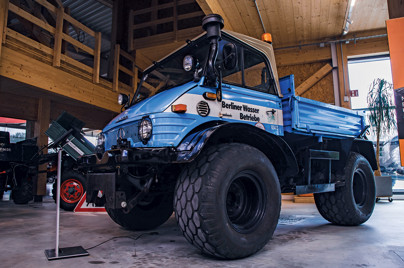 Classic & Sports Car – Classic shrine: Unimog Museum