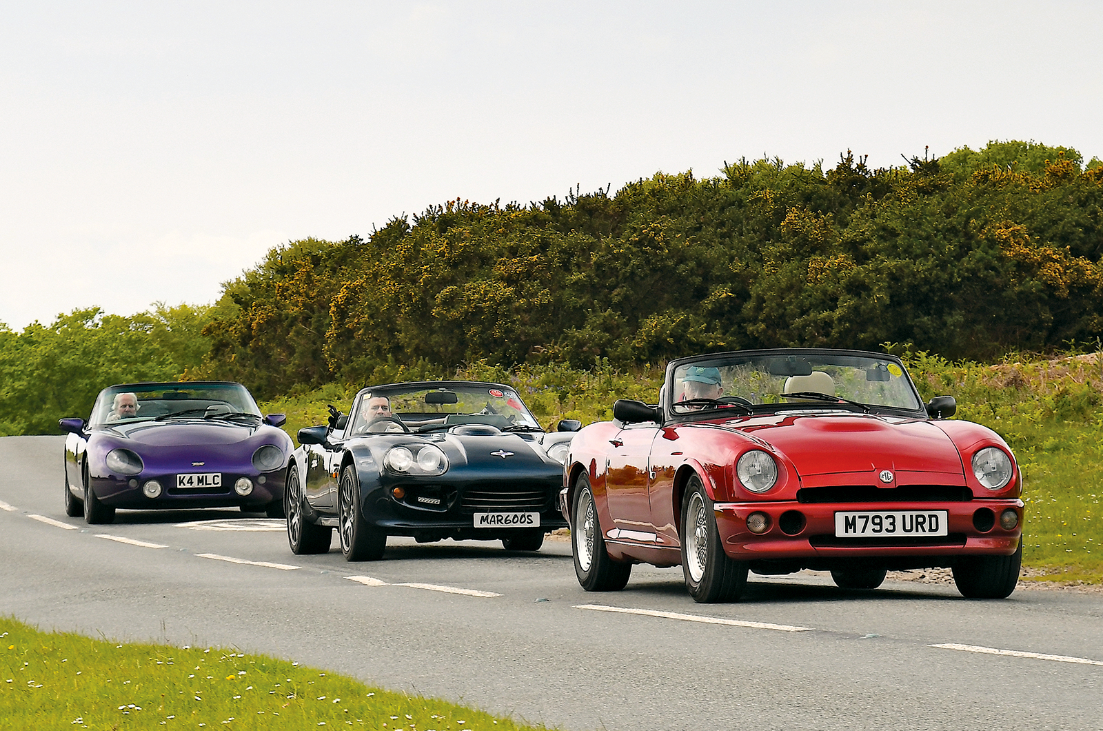 Classic & Sports Car – MG RV8 vs TVR Griffith vs Marcos Mantara: power to the people