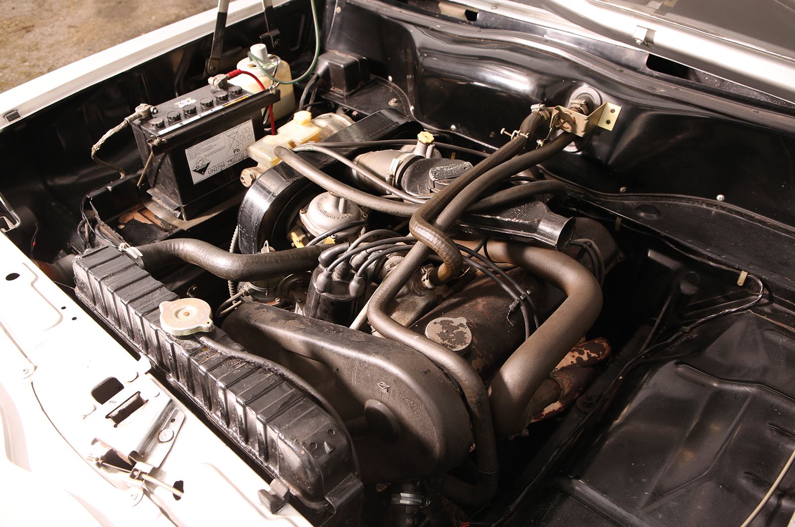 Classic & Sports Car – Ford Escort vs Hillman Avenger vs Vauxhall Firenza: hot hatch beaters