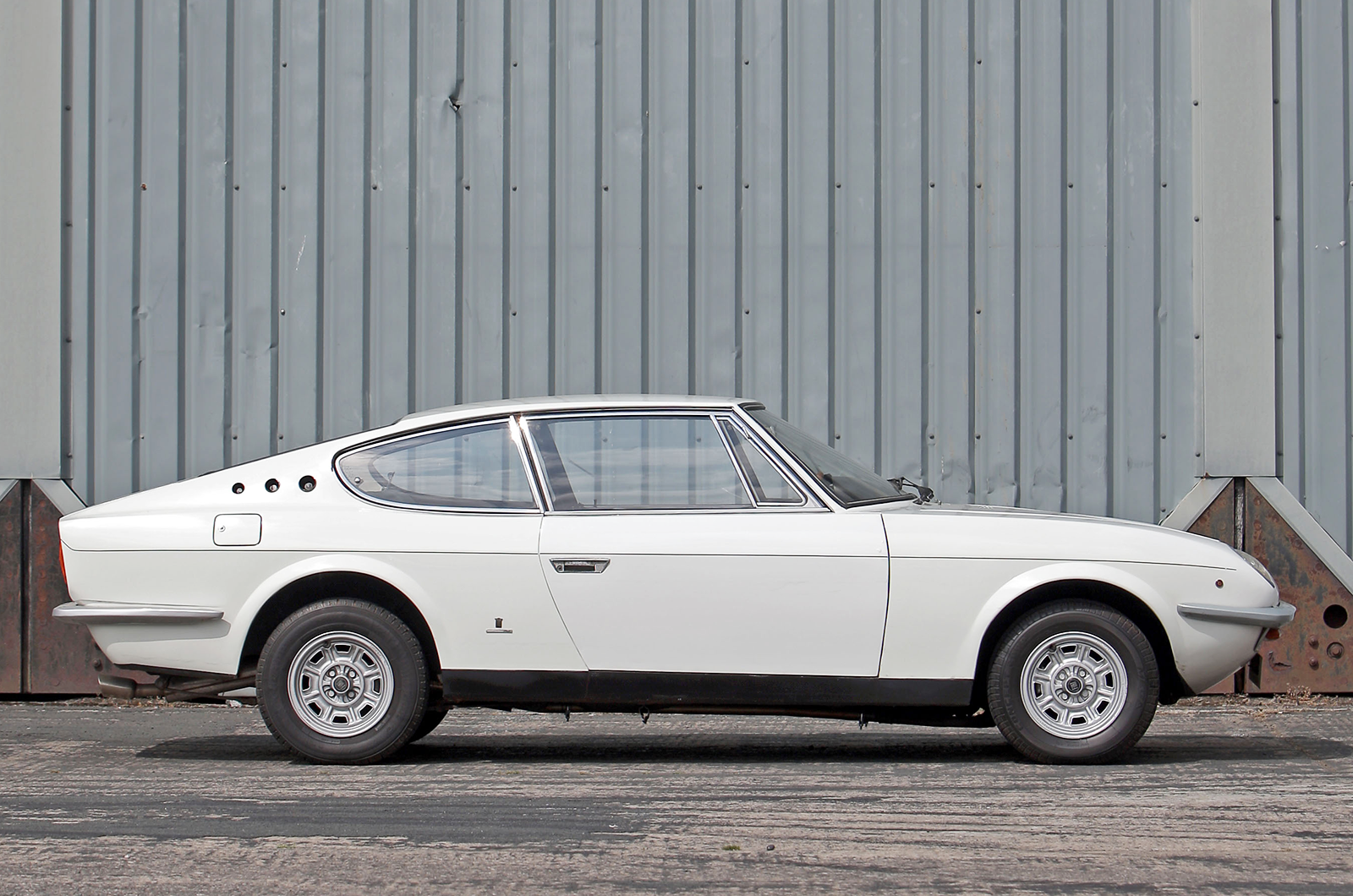 Classic & Sports Car – Fiat Samantha: Vignale’s little beauty