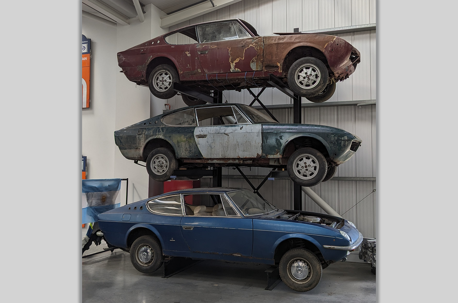 Classic & Sports Car – Fiat Samantha: Vignale’s little beauty