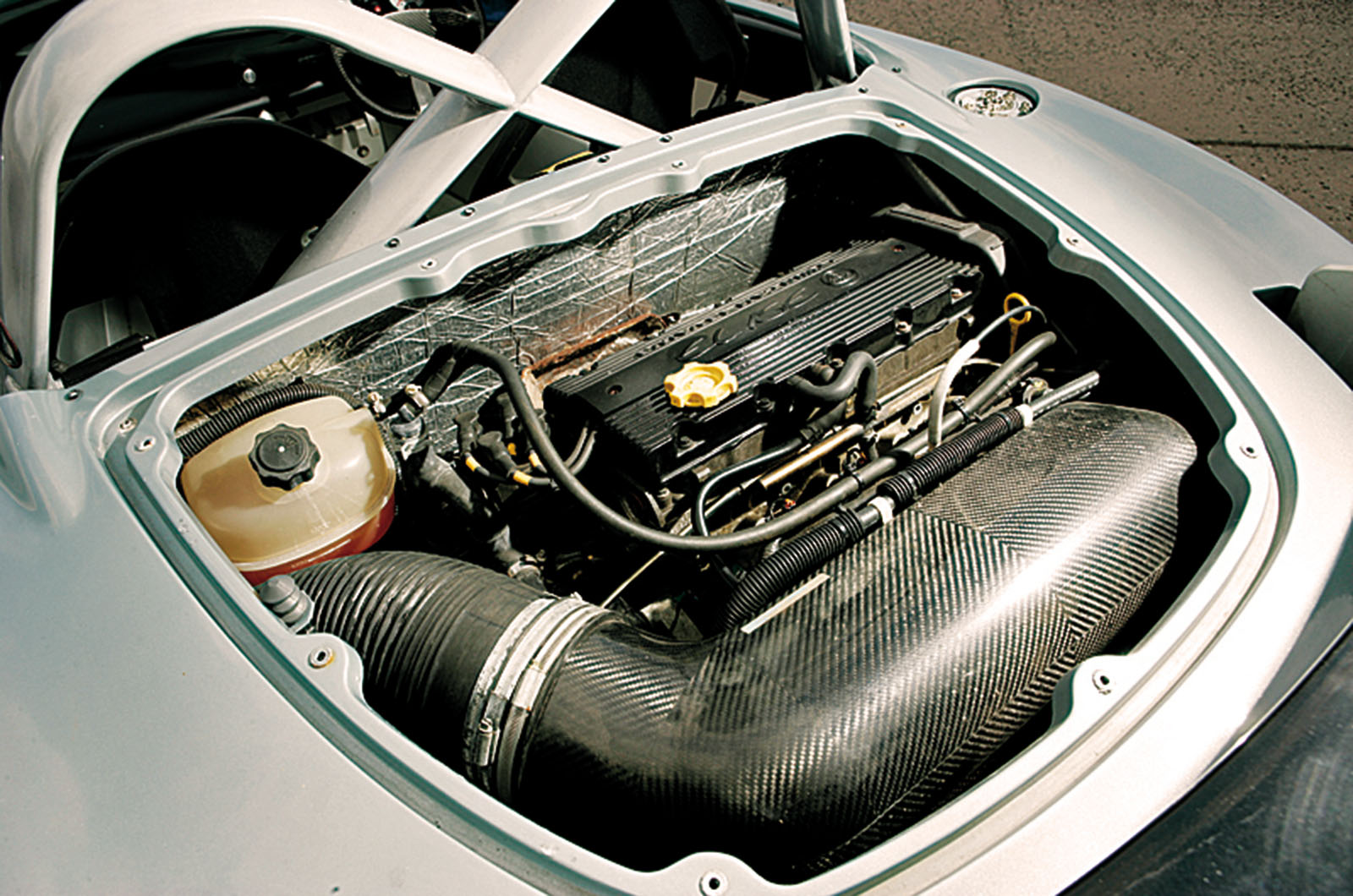 Classic & Sports Car – Renault Sport Spider vs Lotus 340R: diet poke