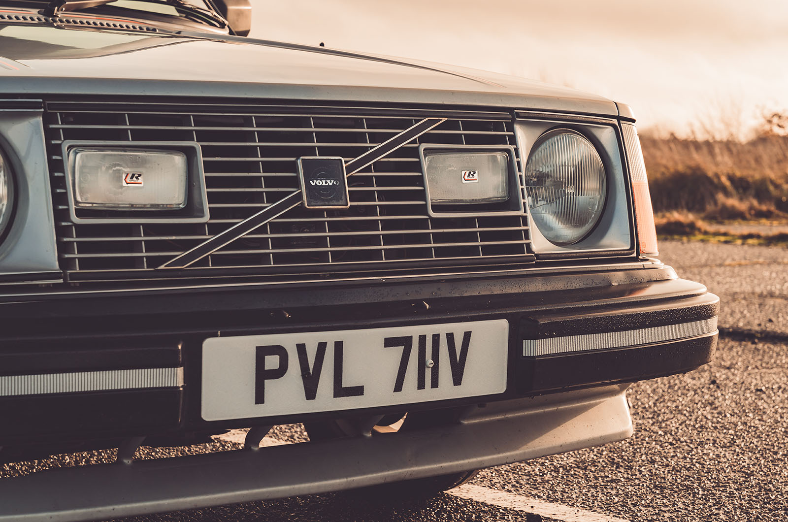 Classic & Sports Car – Volvo 242 GT: the flying brick