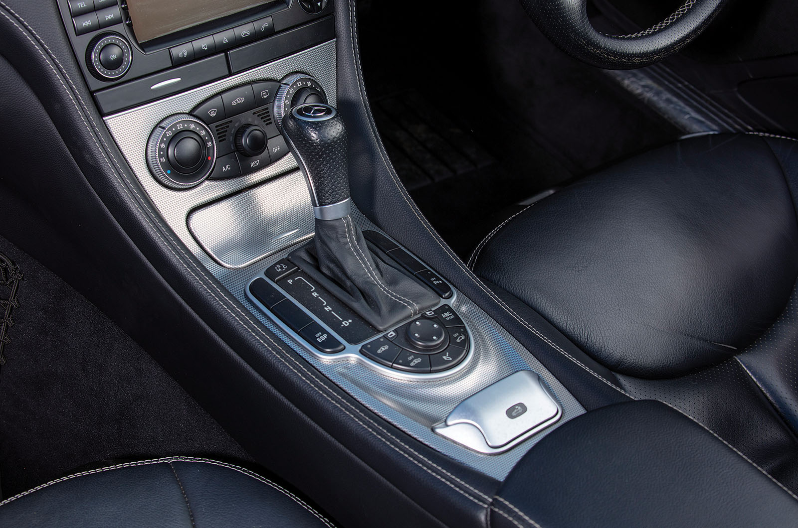 Classic & Sports Car – Buyer’s guide: Mercedes-Benz SL (R230)