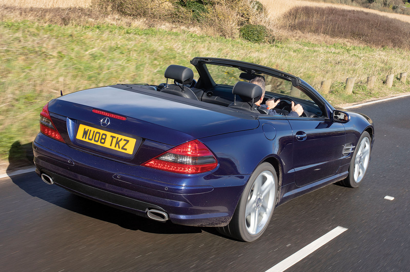 Classic & Sports Car – Buyer’s guide: Mercedes-Benz SL (R230)