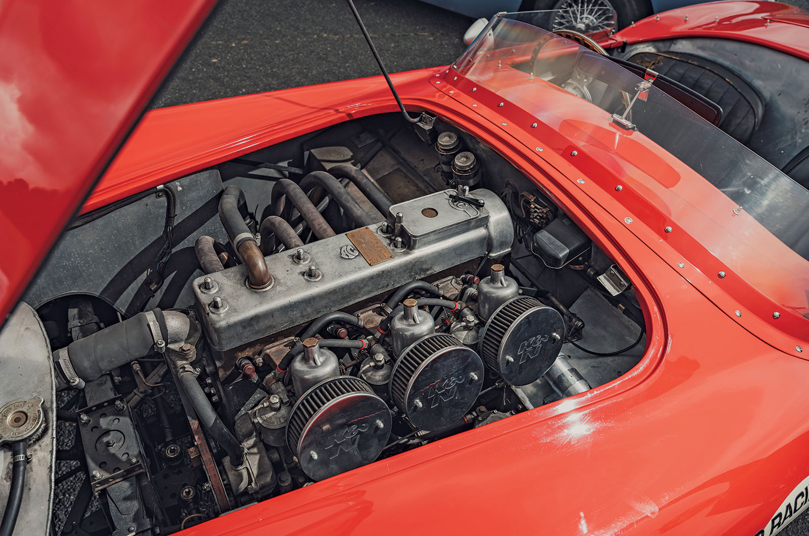 Classic & Sports Car – Aston Martin vs Jaguar vs Triumph vs AC vs Austin-Healey vs Bristol: best of British