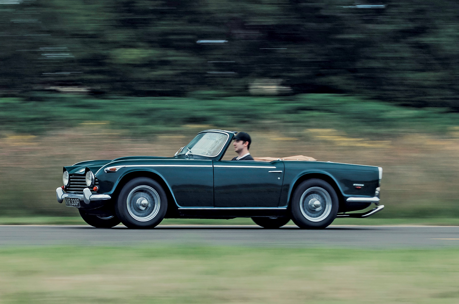 Classic & Sports Car – Aston Martin vs Jaguar vs Triumph vs AC vs Austin-Healey vs Bristol: best of British