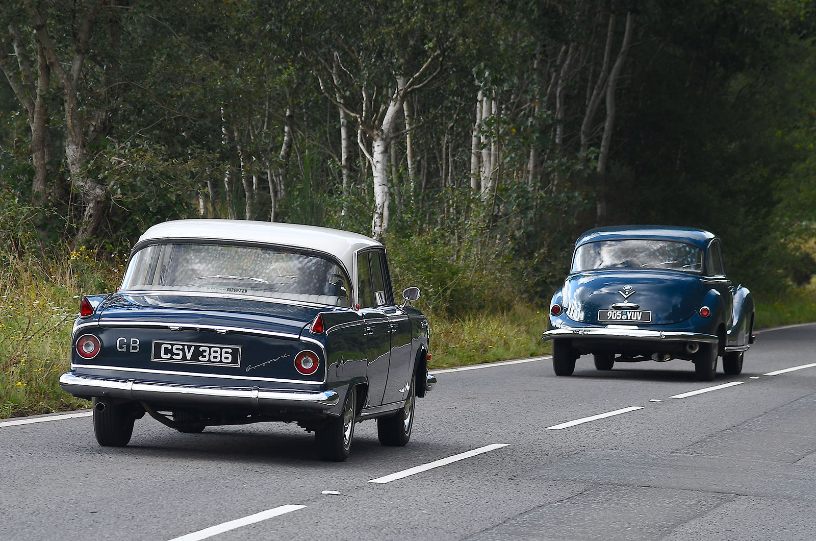 Classic & Sports Car – BMW 2600L vs Borgward P100: Munich meets Bremen