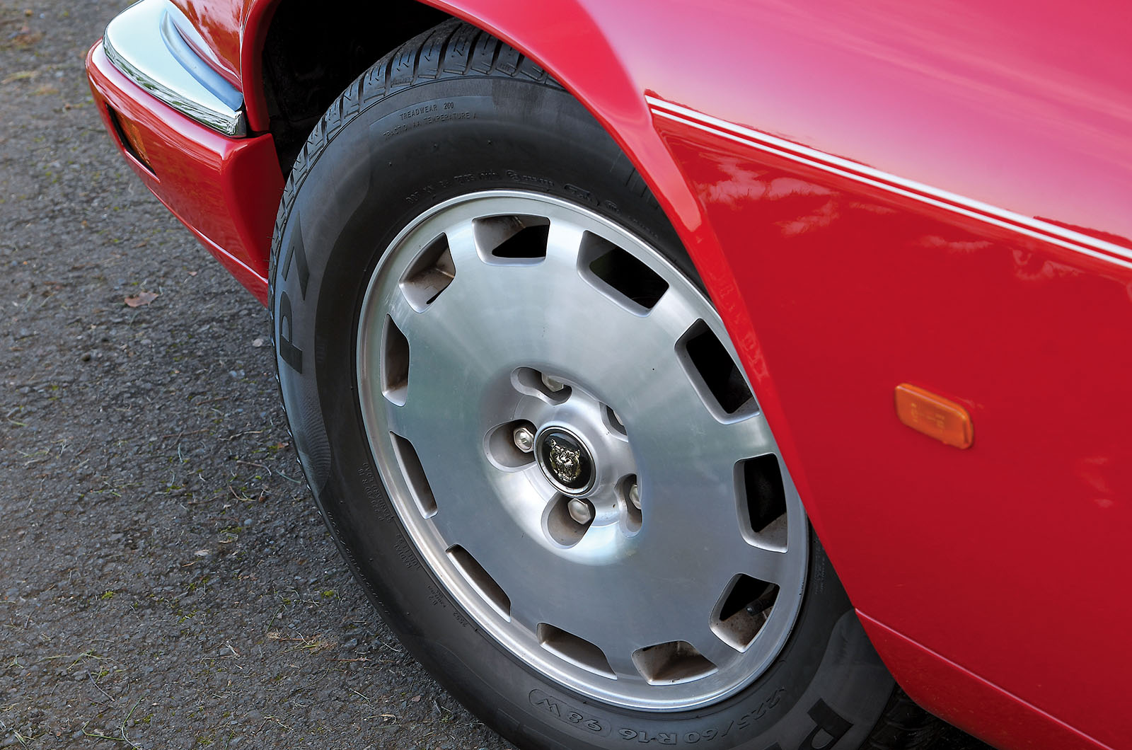 Classic & Sports Car – Jaguar XJ-S at 50: cream of the cats