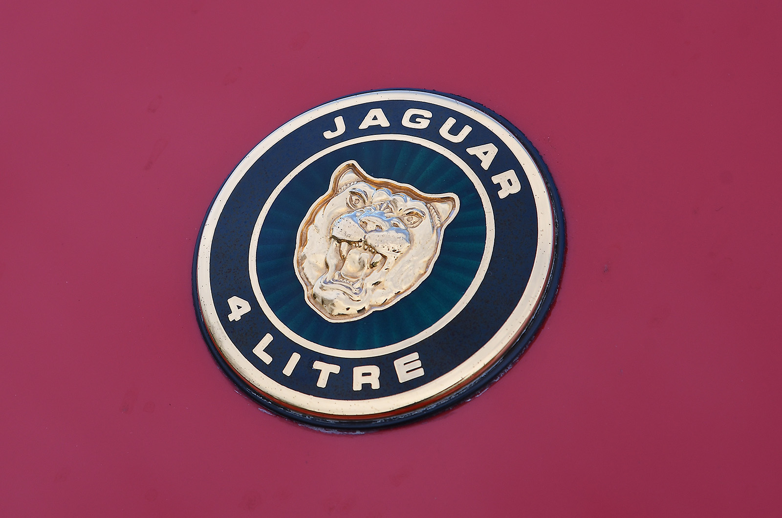 Classic & Sports Car – Jaguar XJ-S at 50: cream of the cats
