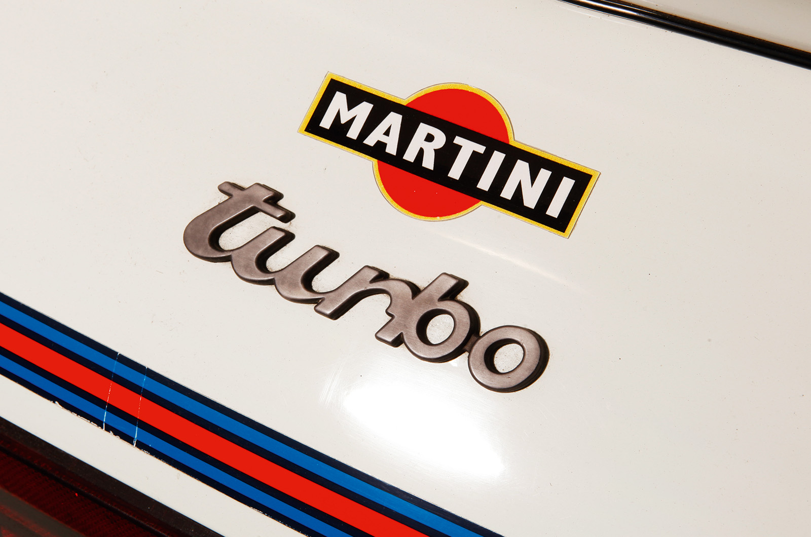 Classic & Sports Car – Porsche 911 Carrera RS 2.7 vs 930 turbo vs 959: extreme sports