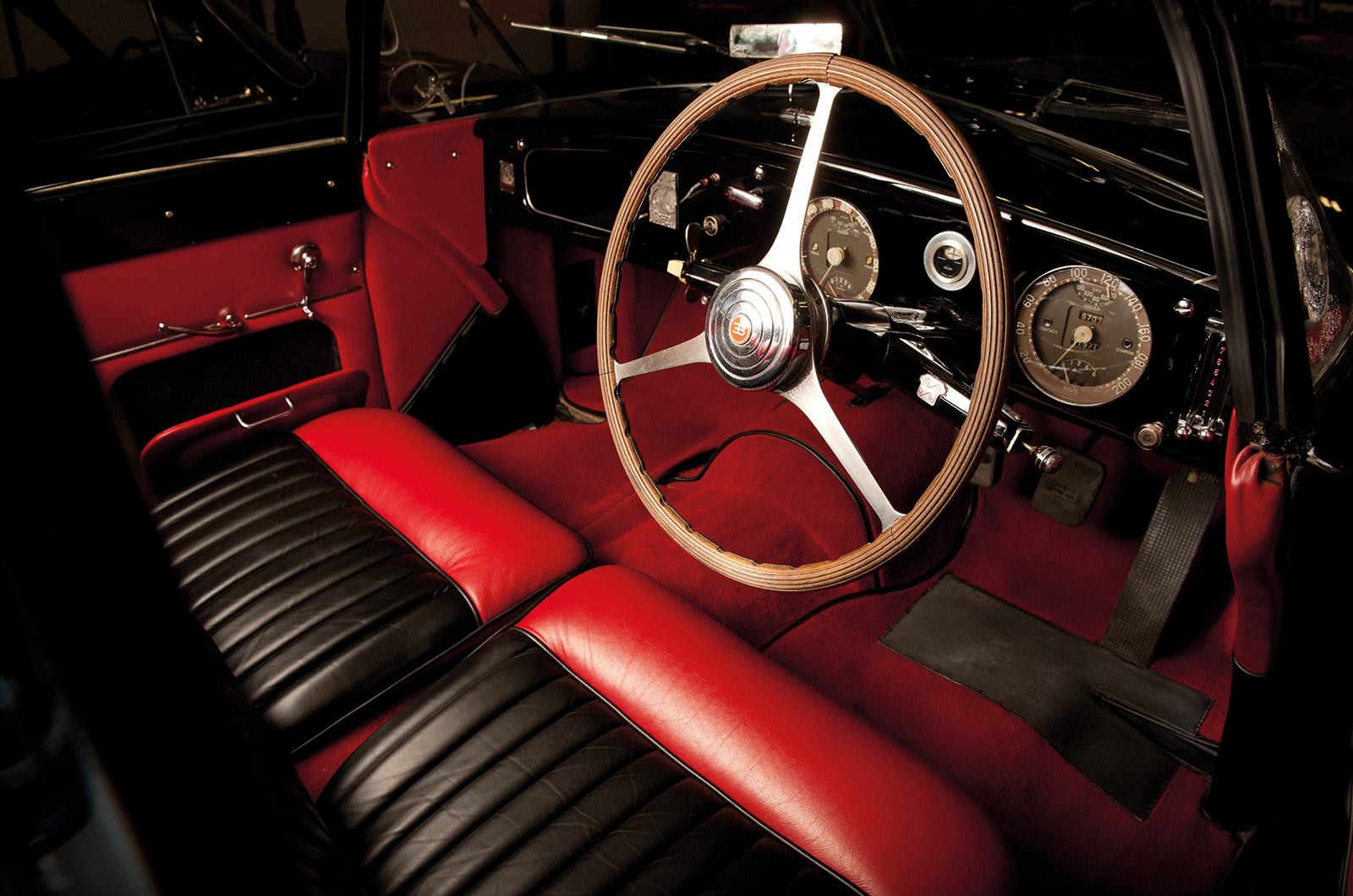 Classic & Sports Car – Bugatti Type 101: old dog, new tricks