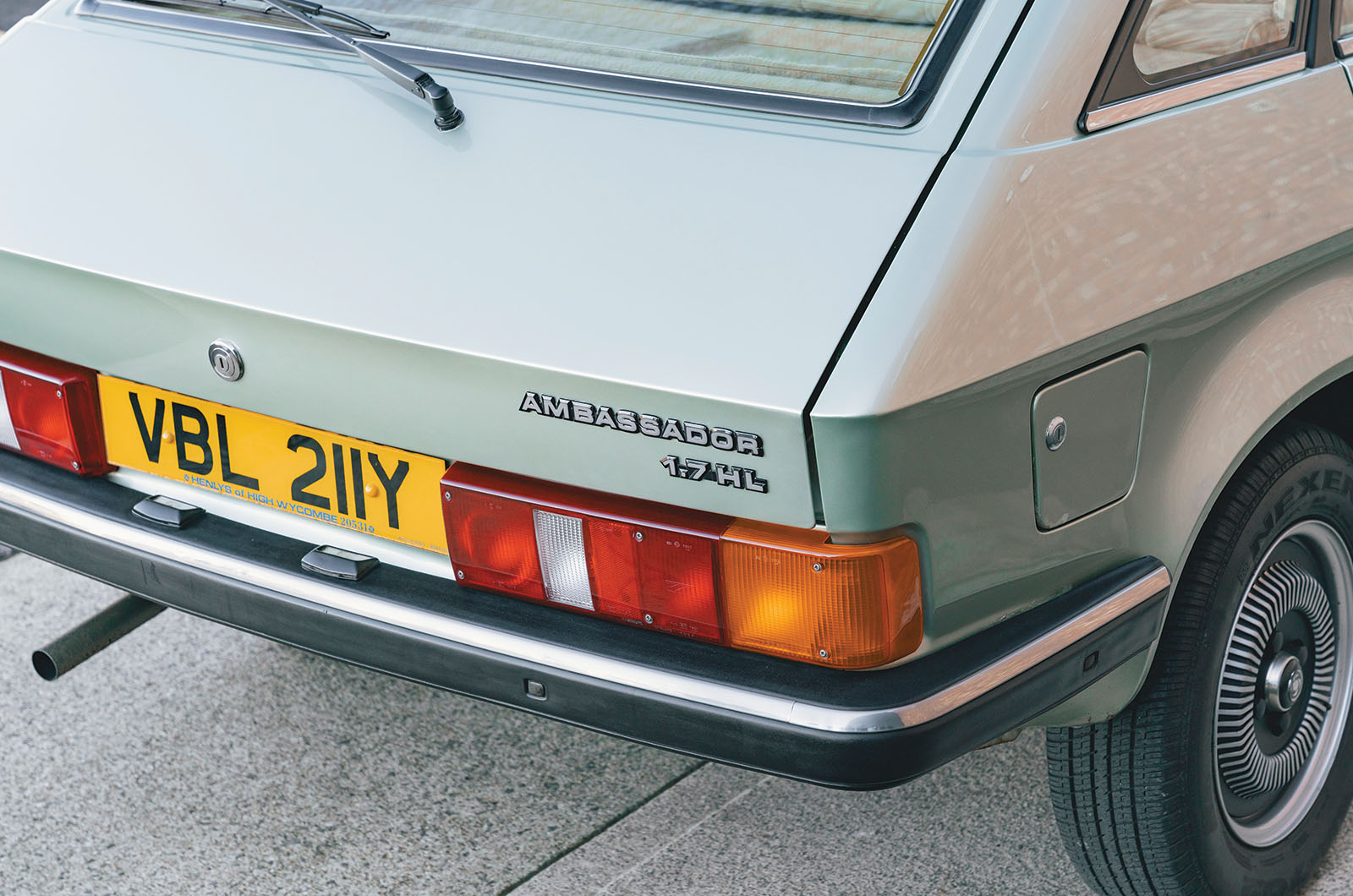 Classic & Sports Car – Austin vs Morris vs Wolseley vs Princess: British Leyland’s ADO71 family