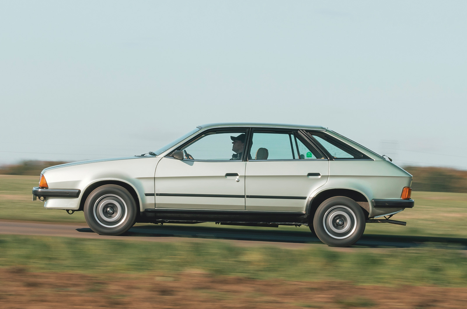 Classic & Sports Car – Austin vs Morris vs Wolseley vs Princess: British Leyland’s ADO71 family