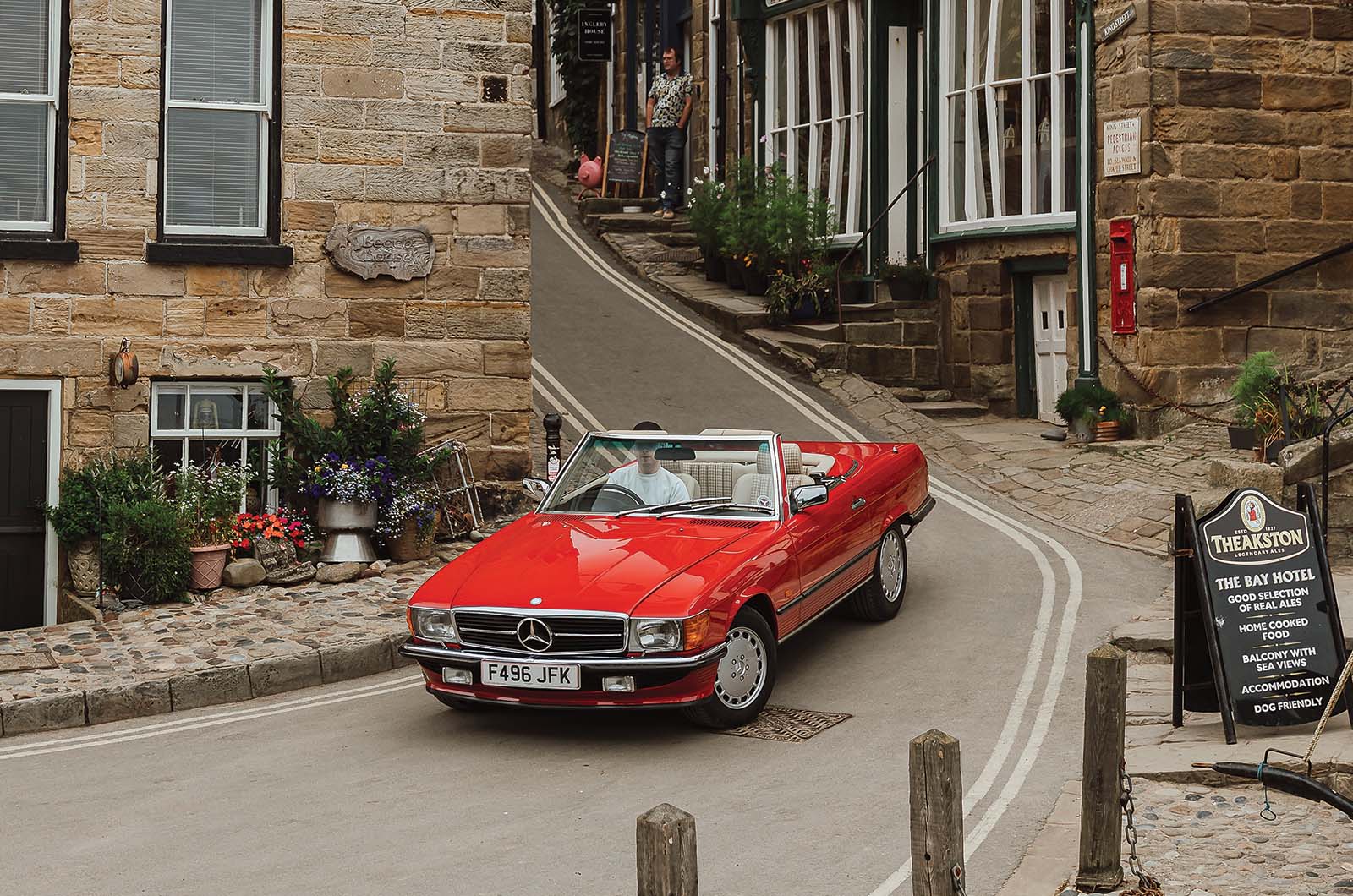 Classic & Sports Car – Mercedes-Benz 420SL in Yorkshire: exploring God’s own country