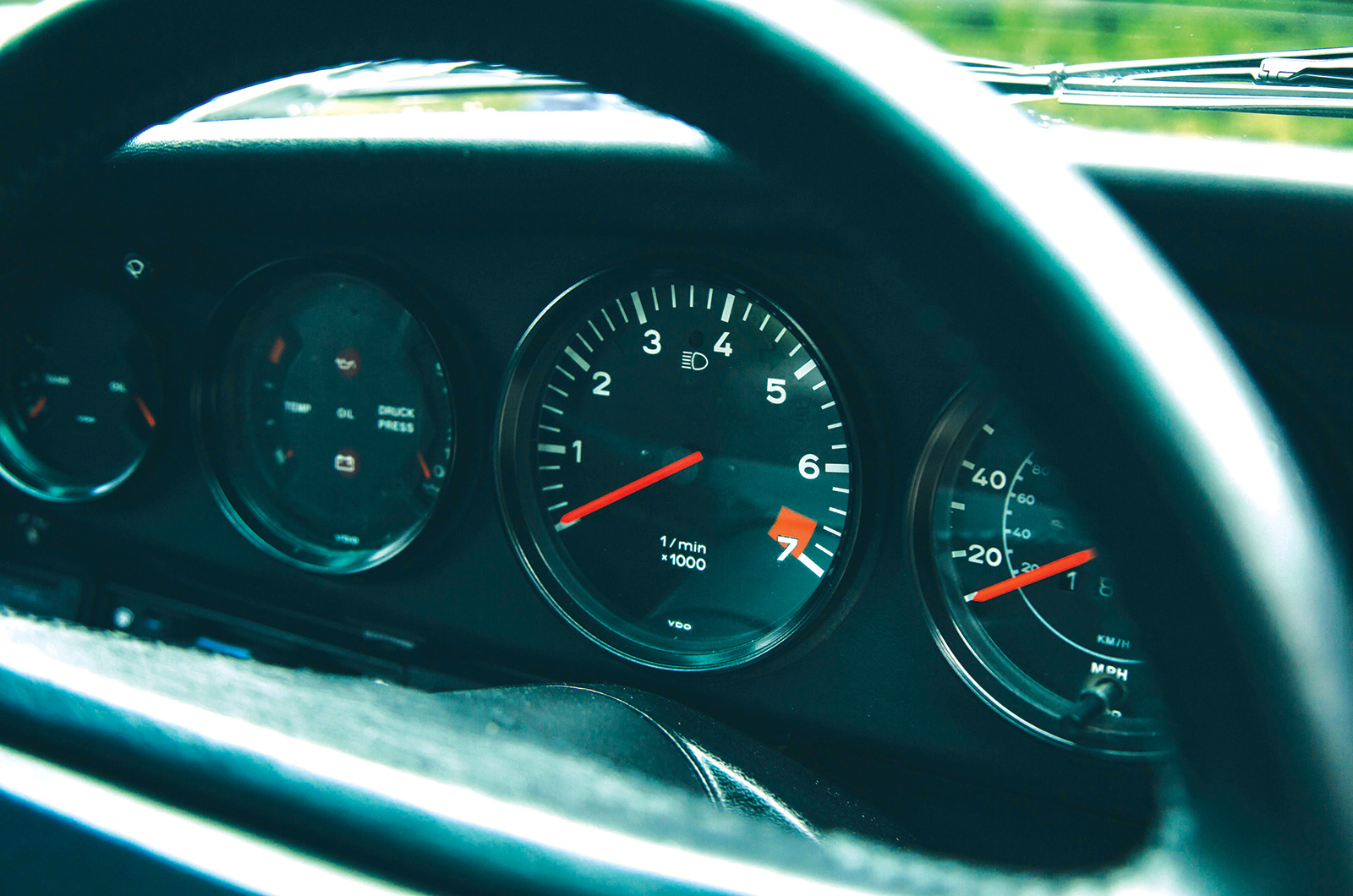 Classic & Sports Car – Porsche’s Club Sport family: light, and fantastic