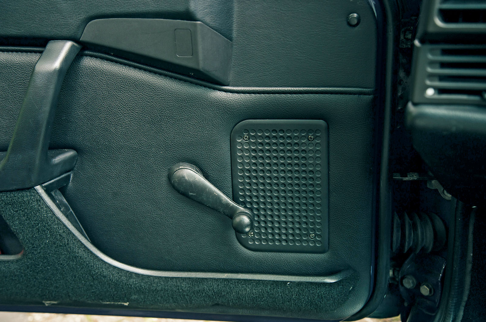 Classic & Sports Car – Porsche’s Club Sport family: light, and fantastic