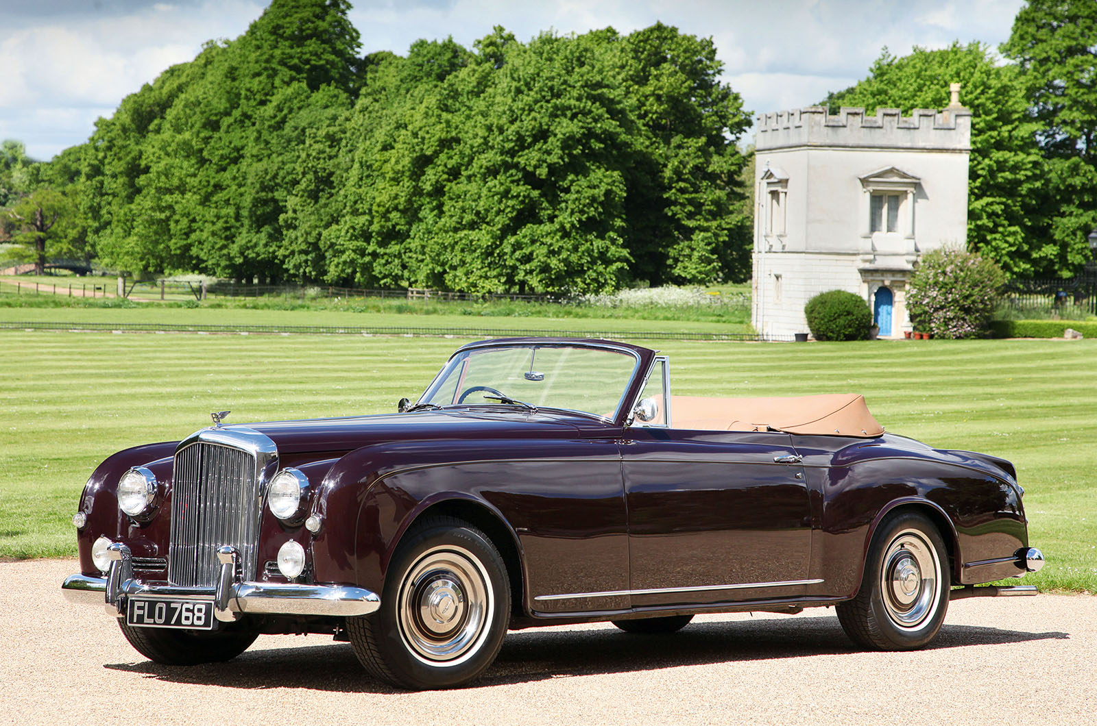 Classic & Sports Car – Bentley Continentals: style, speed and luxury