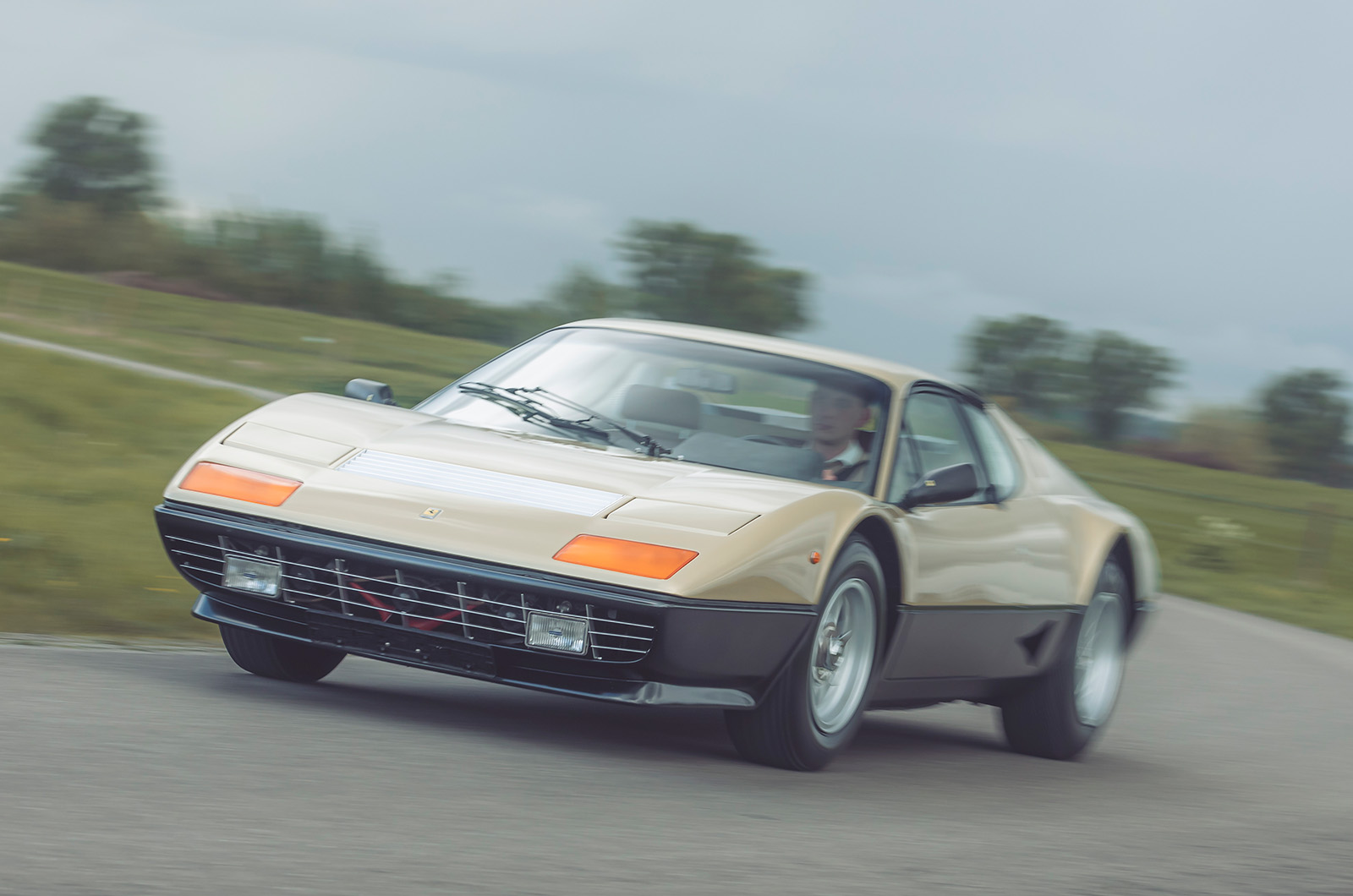 Classic & Sports Car – Ferrari 365GT4 BB vs 512BB vs 512BBi: boxing clever