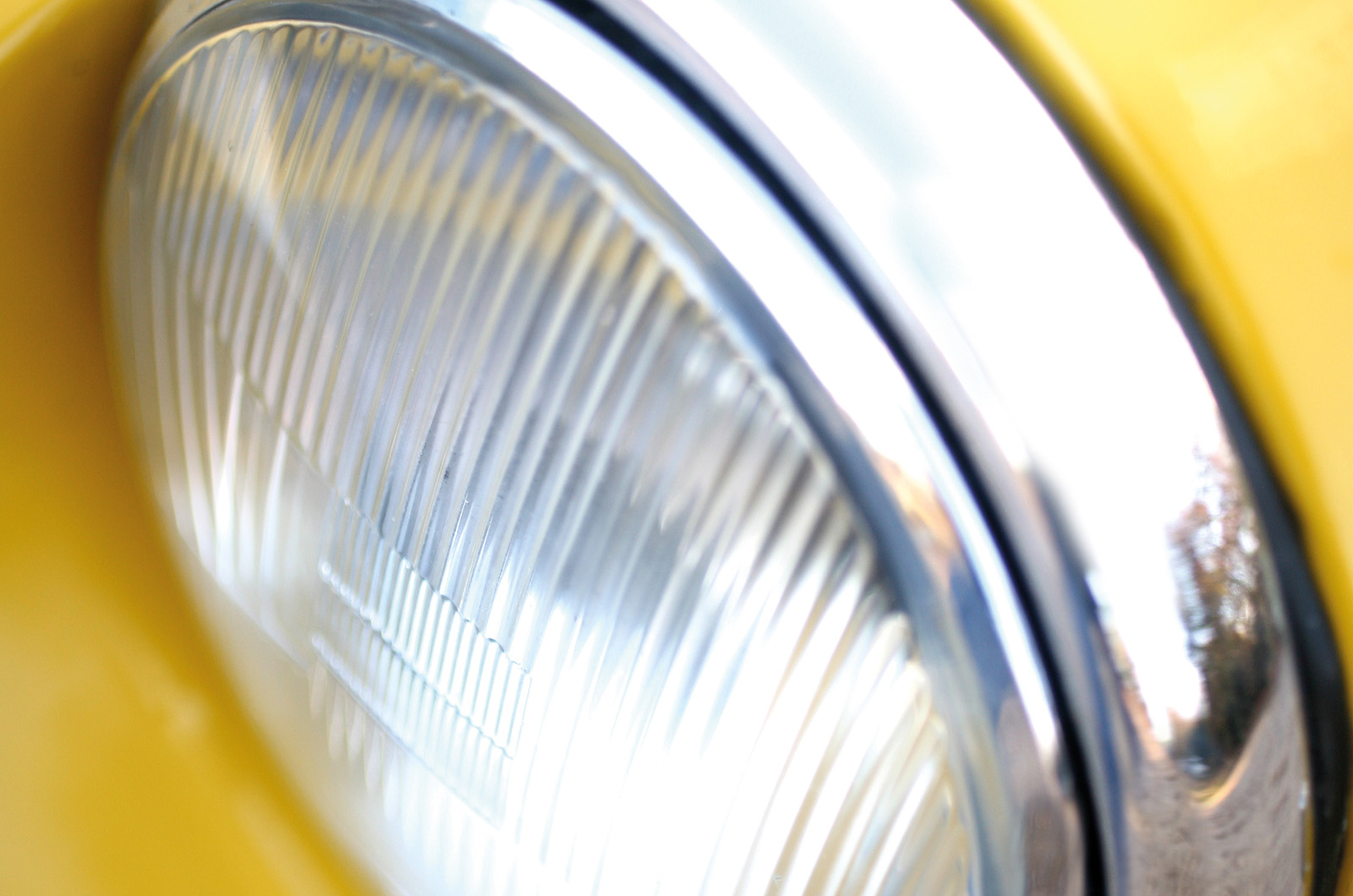 Classic & Sports Car – MGB GT vs Triumph TR7 vs Reliant Scimitar GTE: all-weather heroes