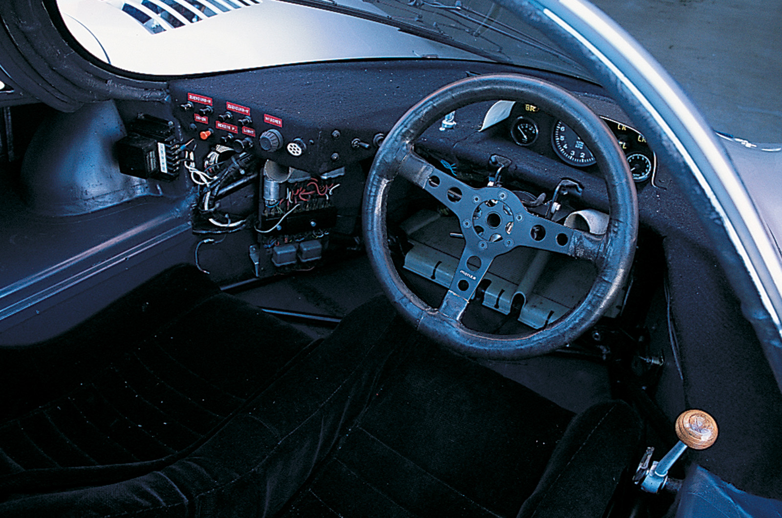 Classic & Sports Car – Porsche 917K: thunder and lightening