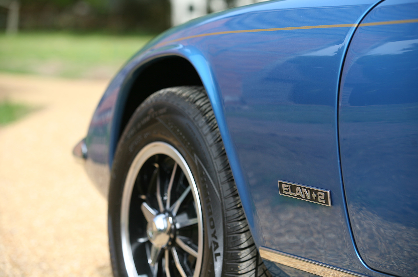 Classic & Sports Car – Lotus Estralle: how to make a family-friendly Elan