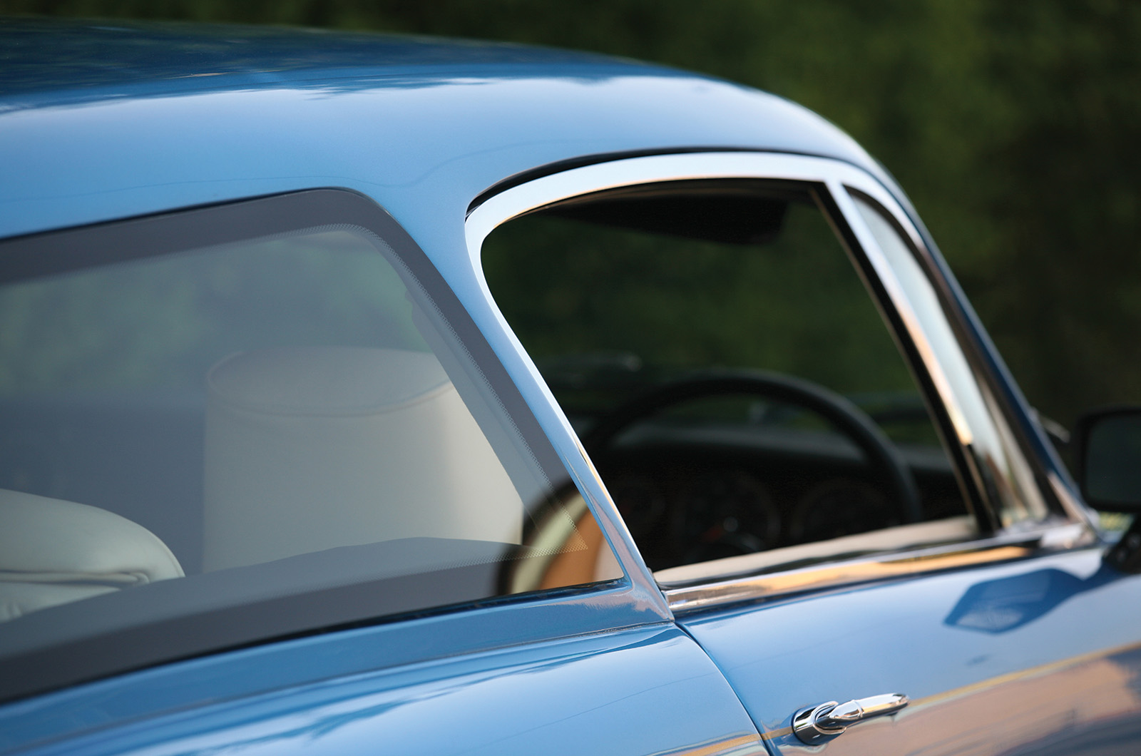 Classic & Sports Car – Lotus Estralle: how to make a family-friendly Elan