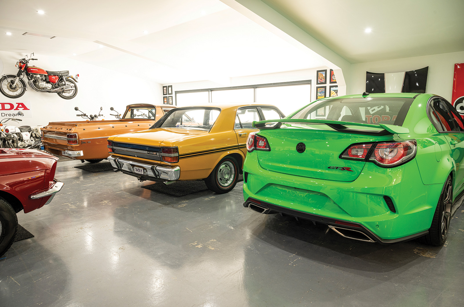 Classic & Sports Car – Australian muscle car collection: thunder down under