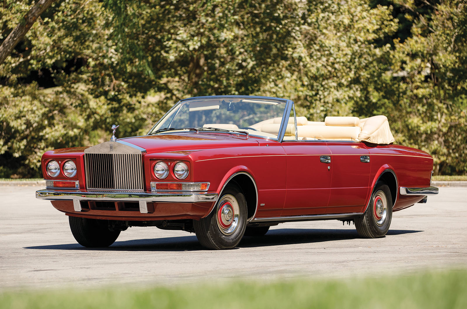Classic & Sports Car – Rolls-Royce Phantom: 100 years at the top