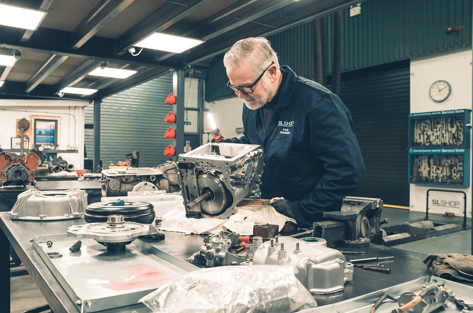 Classic & Sports Car – The specialist: SL Shop