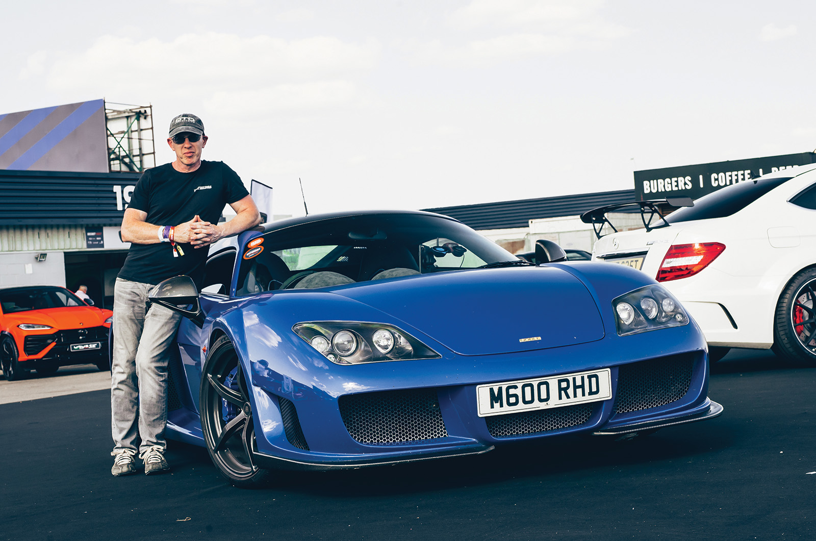 Classic & Sports Car – Inside Supercar Driver’s Secret Meet: undercover millionaire