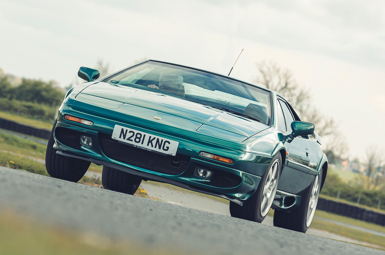 Classic & Sports Car – Best of British V8s: a royal rumble