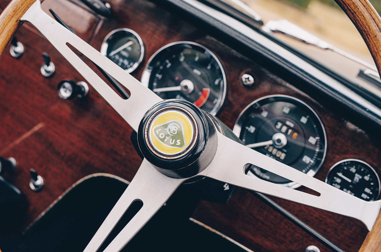 Classic & Sports Car – How the Mazda MX-5 was inspired by a pair of British roadsters