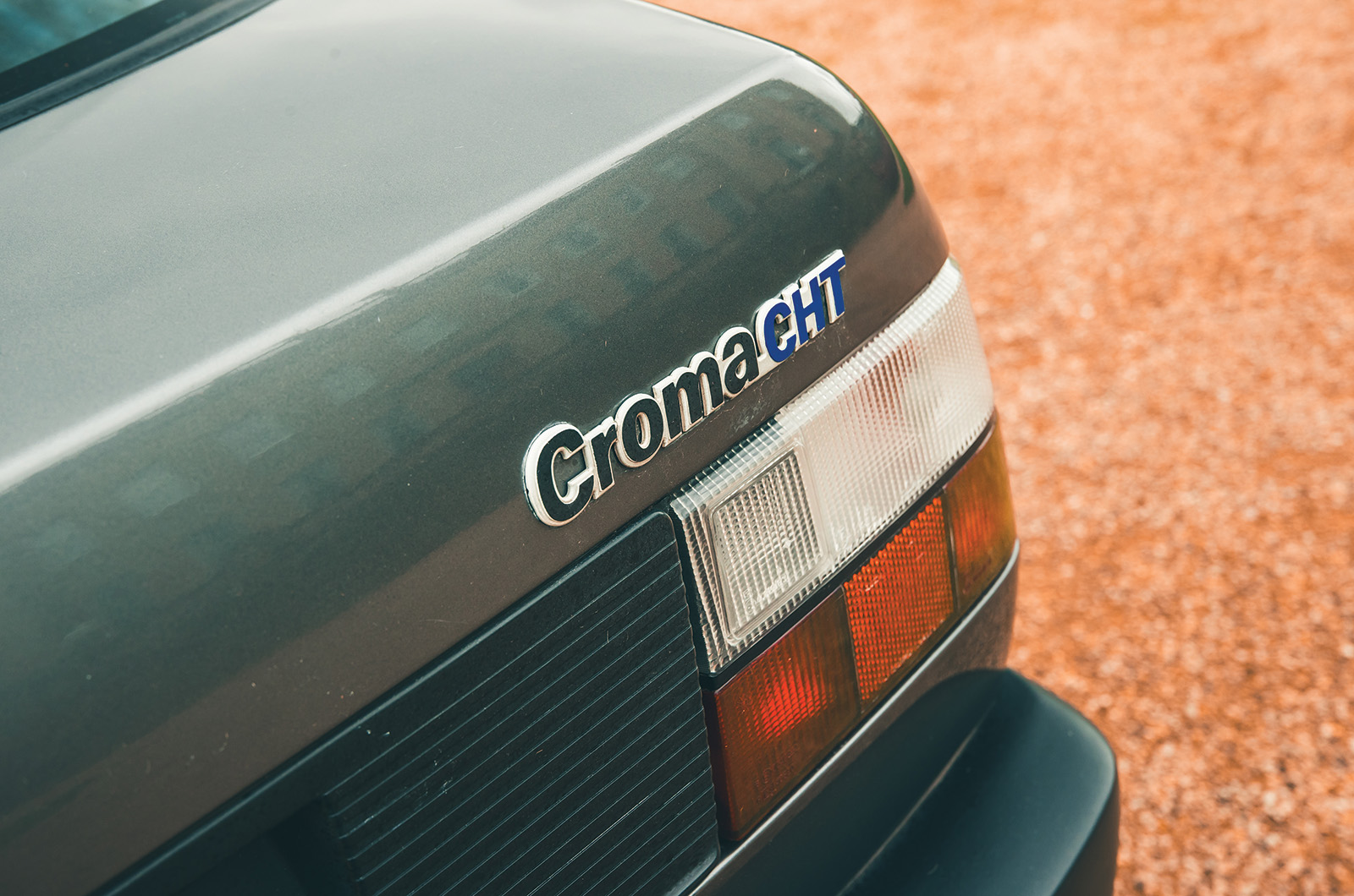 Classic & Sports Car – Alfa Romeo 164, Saab 9000, Lancia Thema and Fiat Croma: four of a kind
