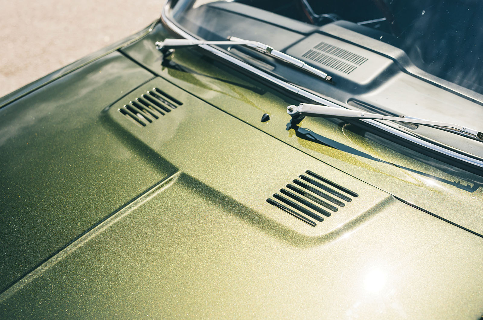 Classic & Sports Car – Mazda R100 Coupé: quiet revolutionary