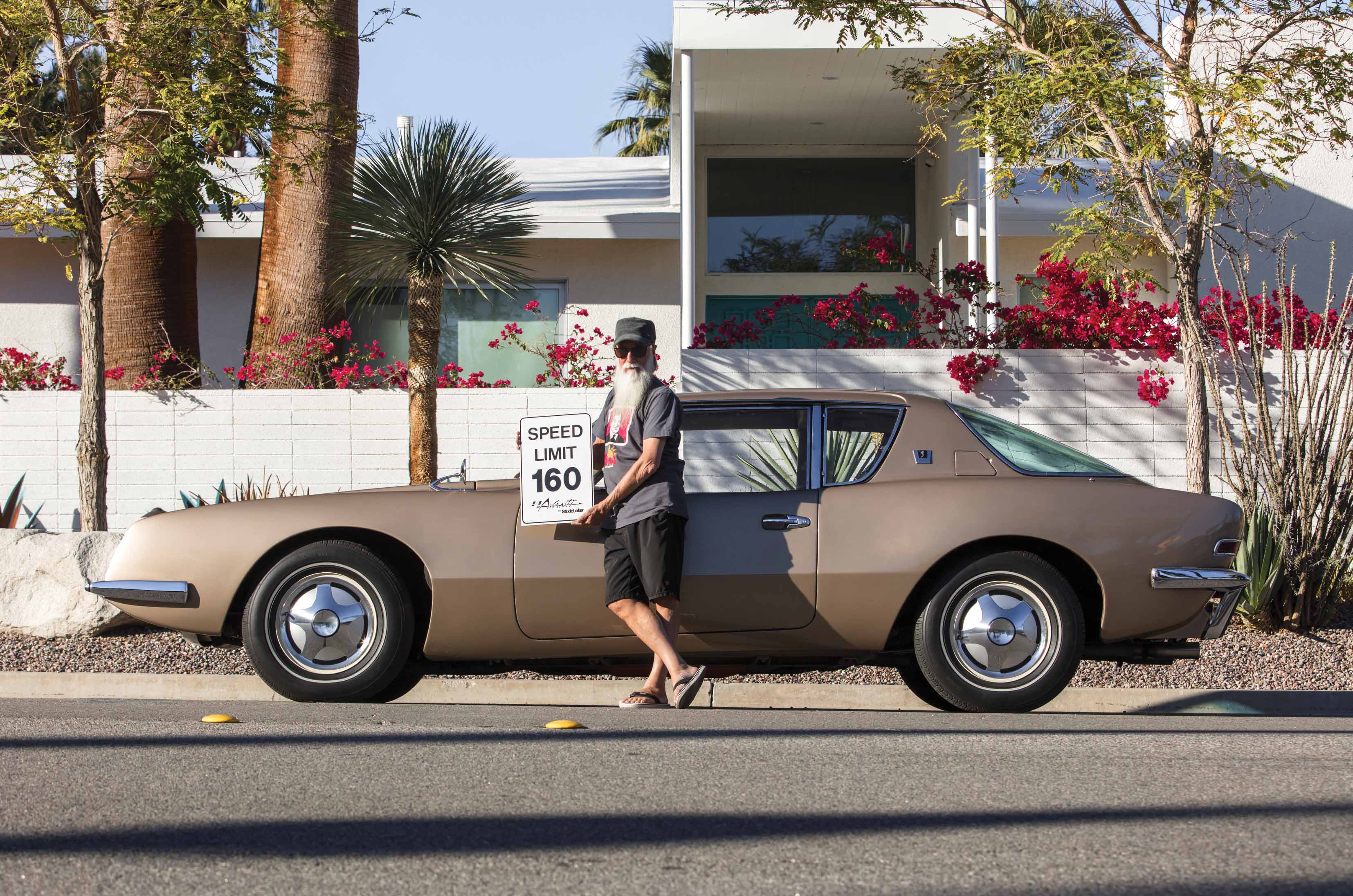 Classic & Sports Car – Also in my garage: classic guitars