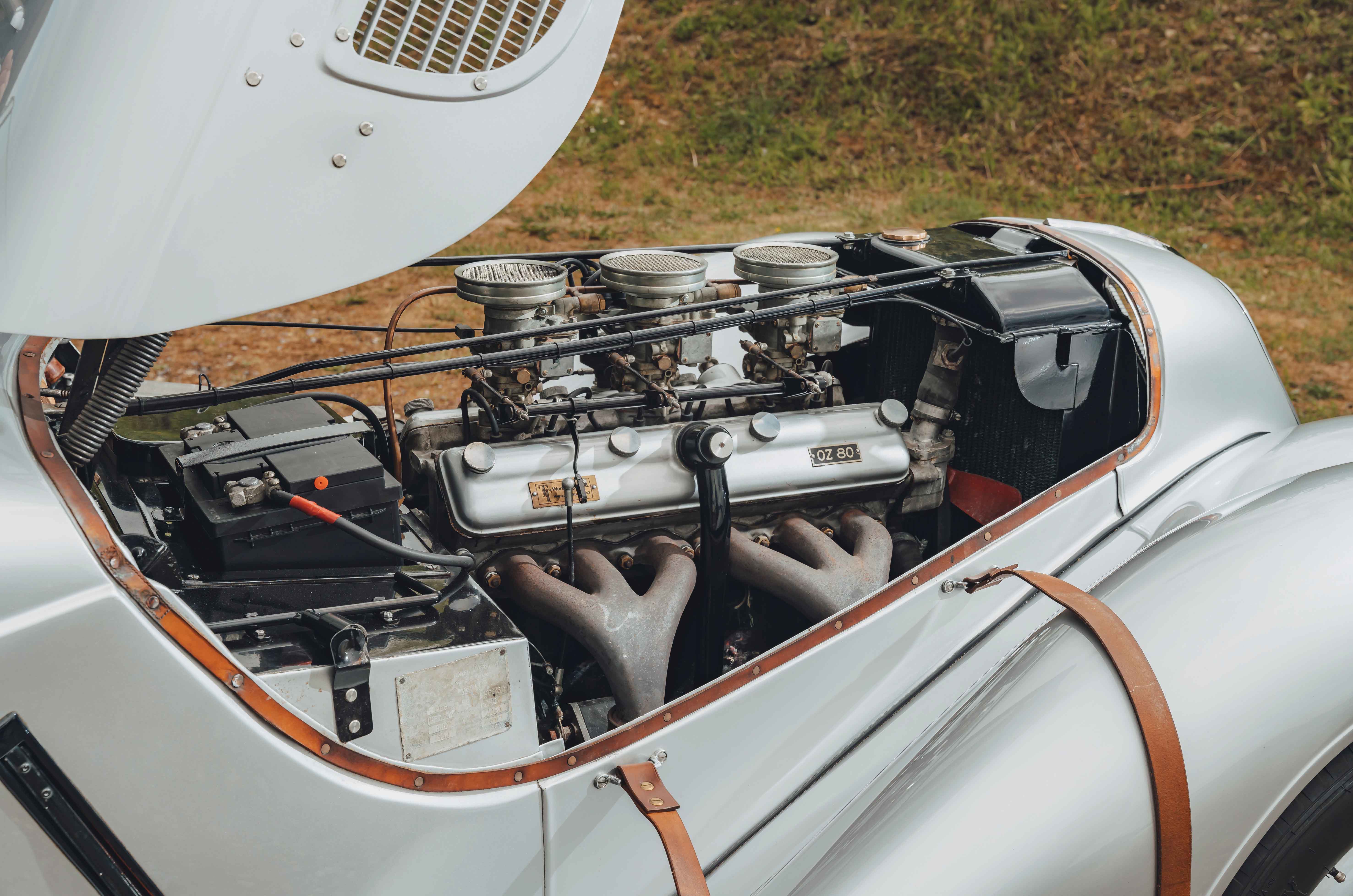 Classic & Sports Car – BMW 328 vs SS Jaguar 100: great expectations