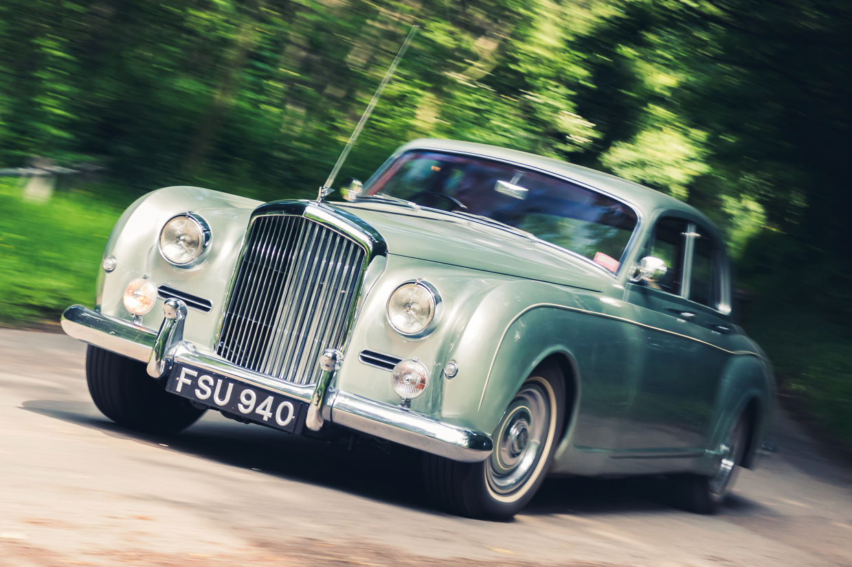 Classic & Sports Car – Five superb wallpapers from our November 2021 issue