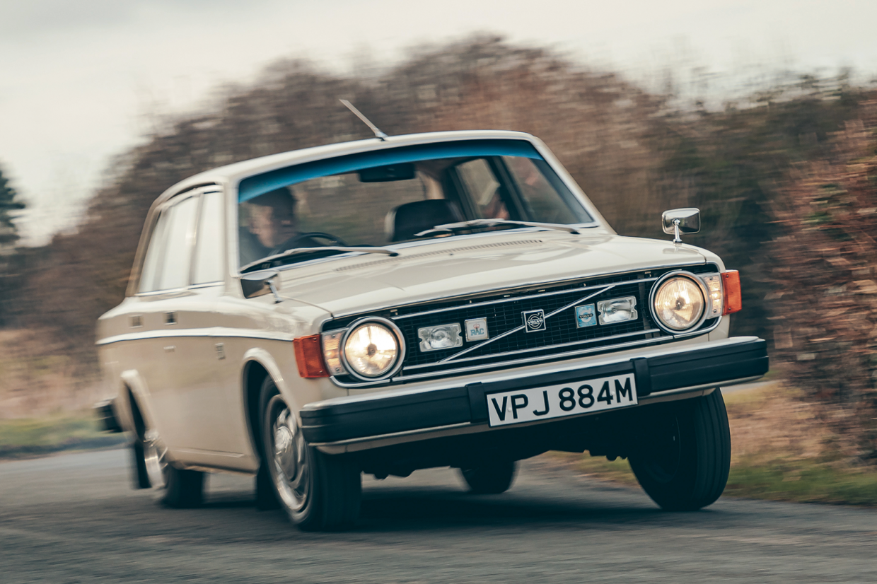 Classic & Sports Car – Volvo 144E: return of the Saint