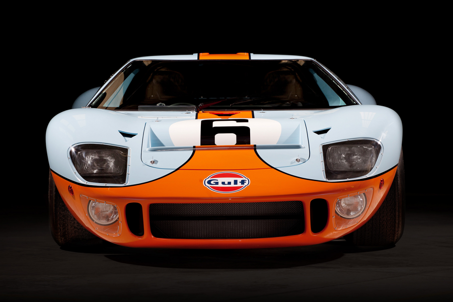 Classic & Sports Car – You can almost taste the champagne with these Ford GT40 replicas