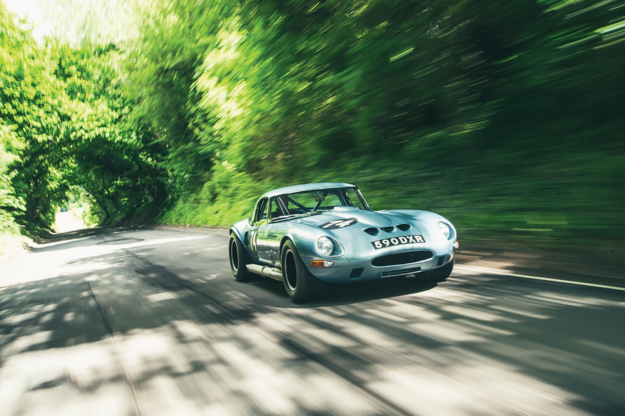 Classic & Sports Car – Stunning, free wallpapers from the September 2022 Classic & Sports Car